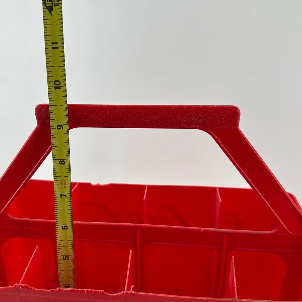 Coca-Cola Bottle Carrier Red Good Vintage 8 Bottle One Pint Size Plastic Crate